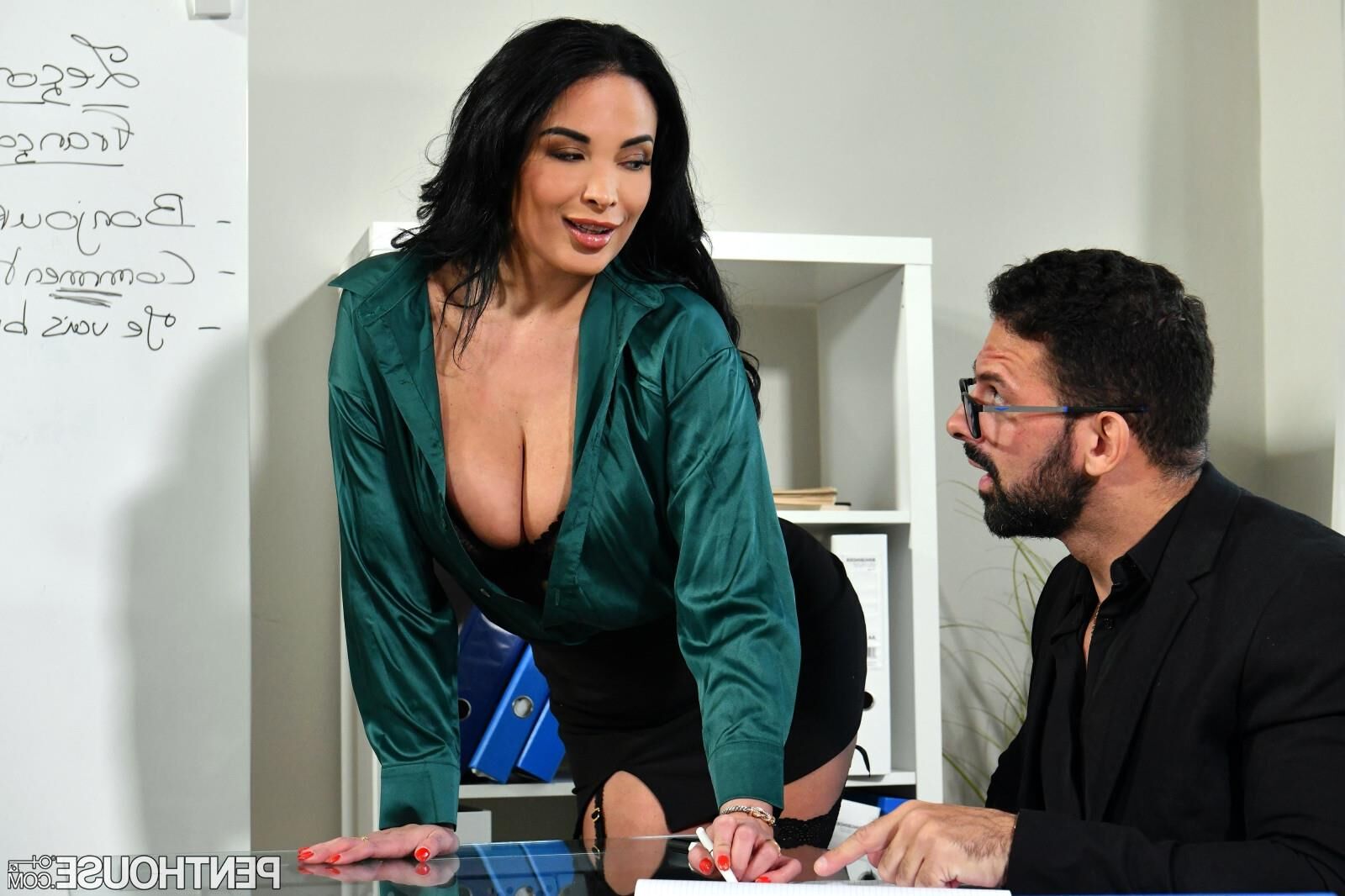 Anissa Kate Yo Triple French Play