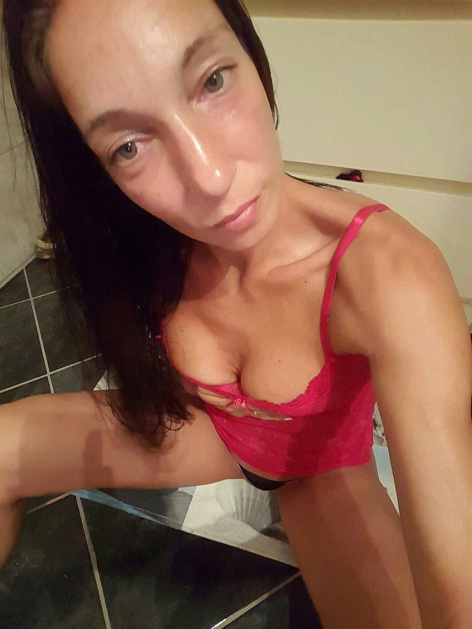 Hot Mature slut 