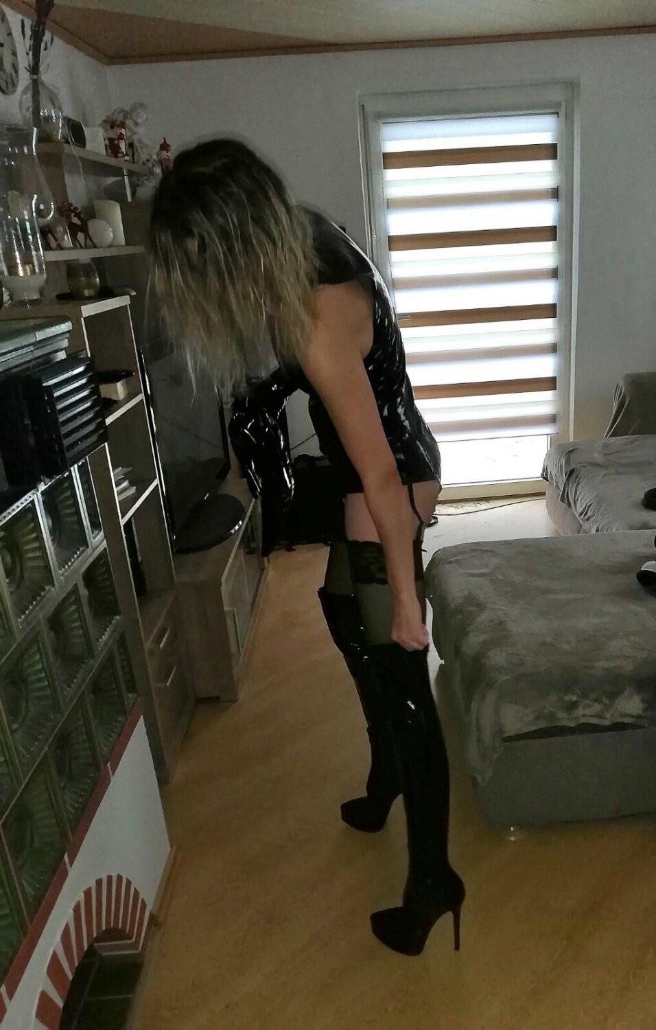 German webslut Cecile Reu
