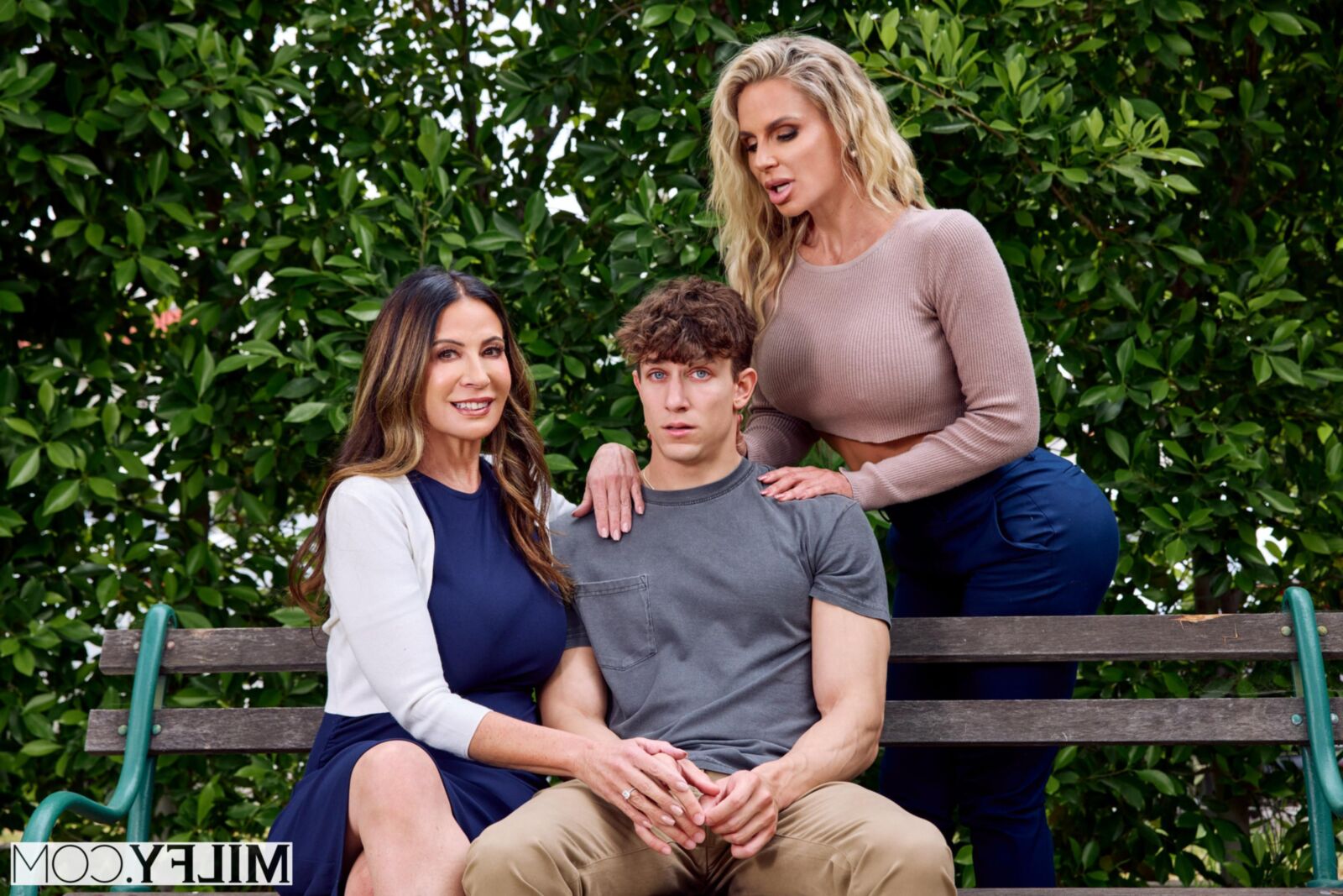 Milfy Phoenix Marie、Christy Canyon、Parker Ambrose