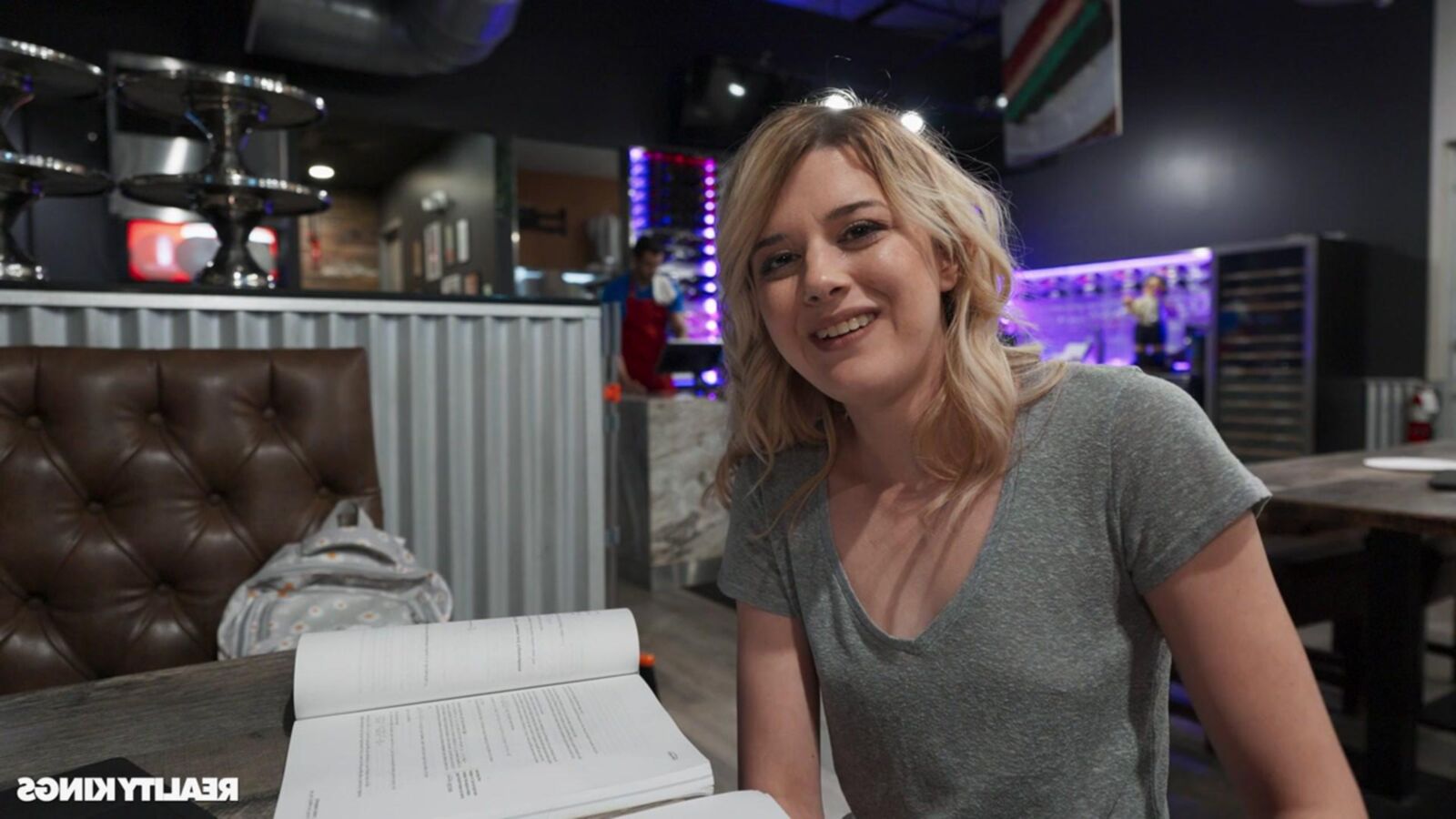 Dez Hansen yo Pizza Shop Study Break