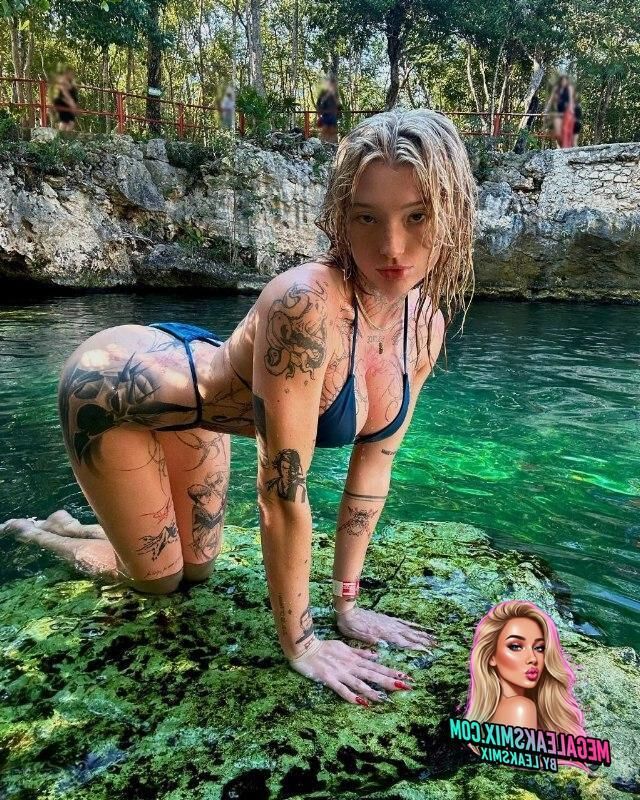 LeaksMix_ 