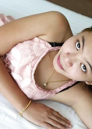 彼女の汚い秘密の瞬間