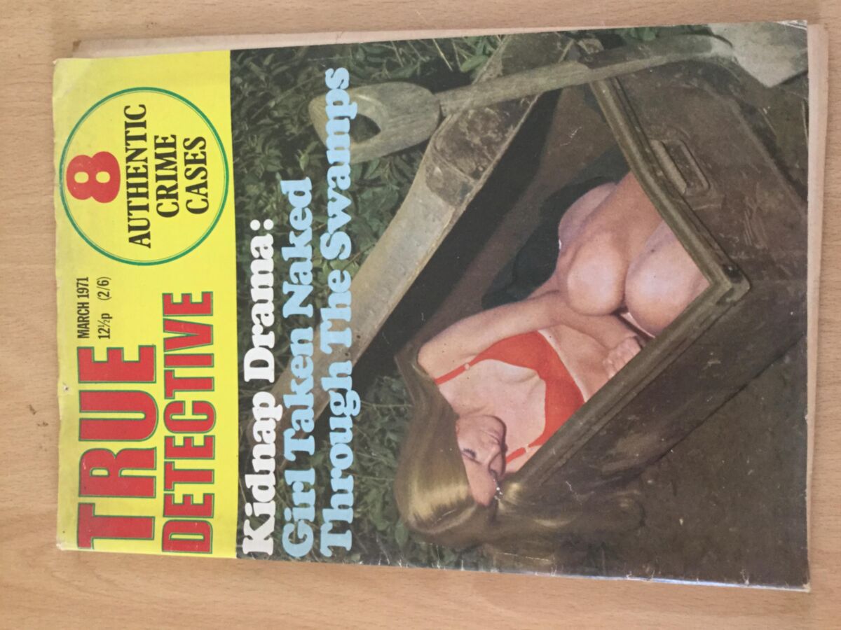 ヴィンテージ探偵雑誌のカバー