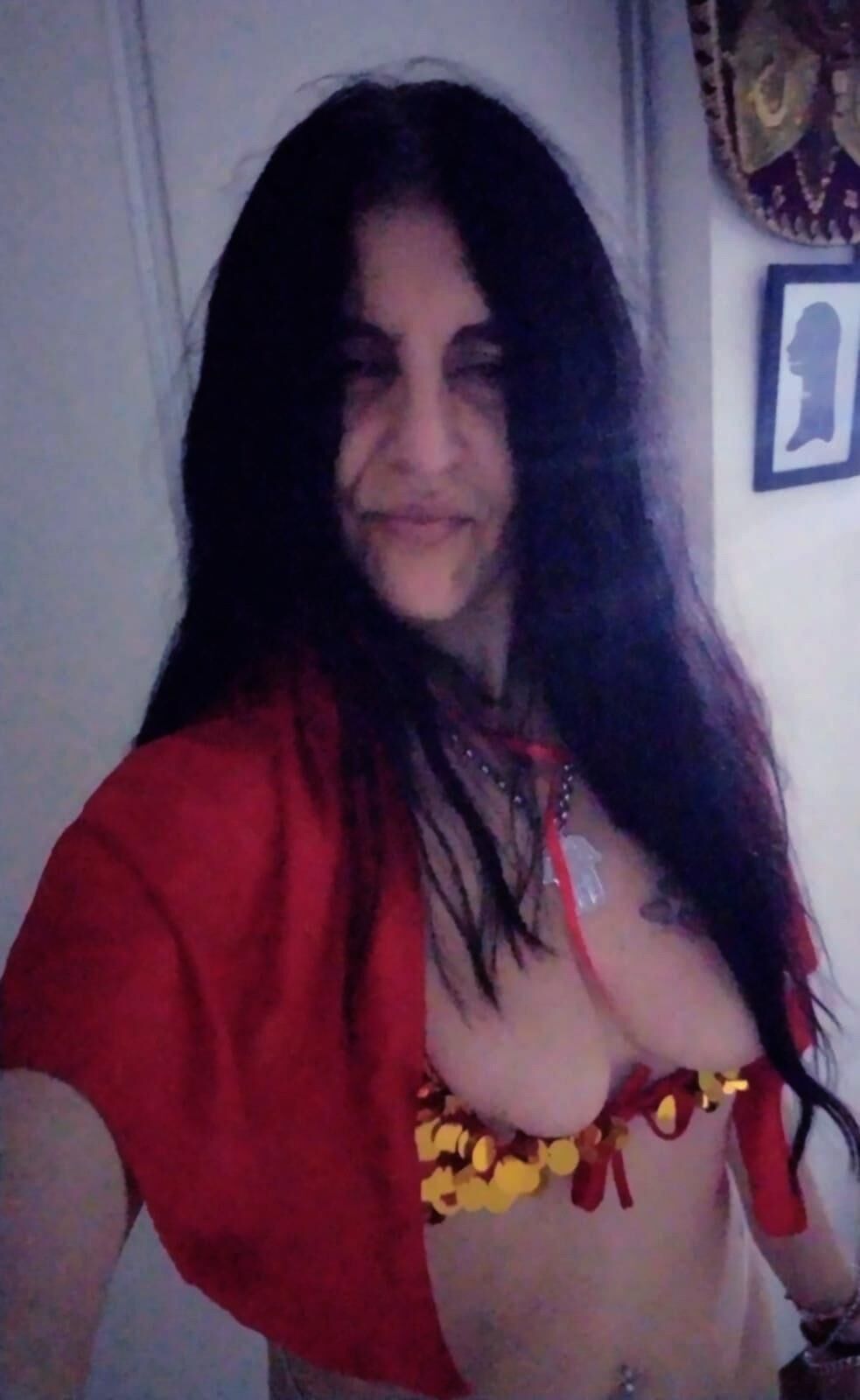 Milfs and mothers 