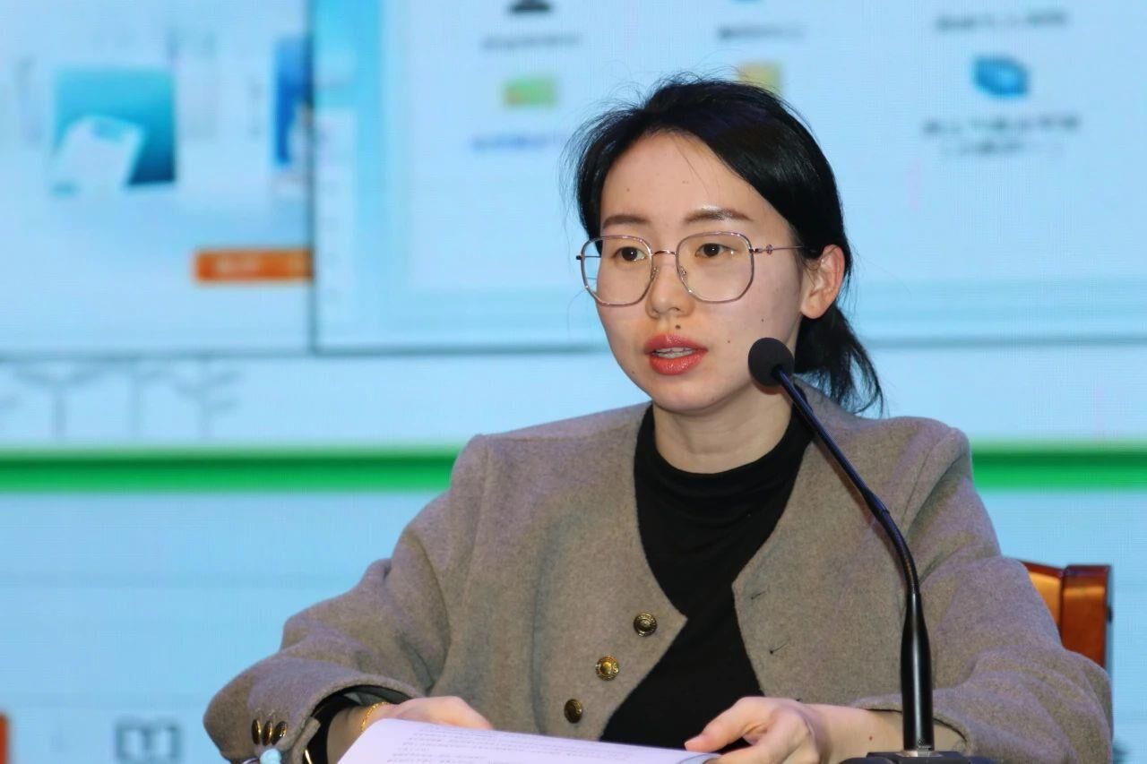droga zhoujie y luego compartirla con chicos malos