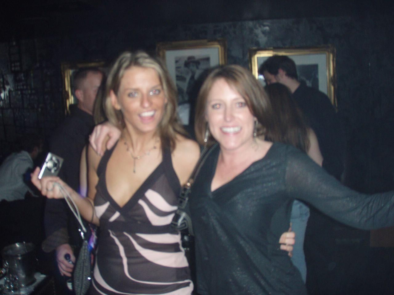 Noche de citas en el club