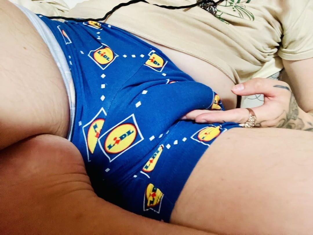 Gooning 