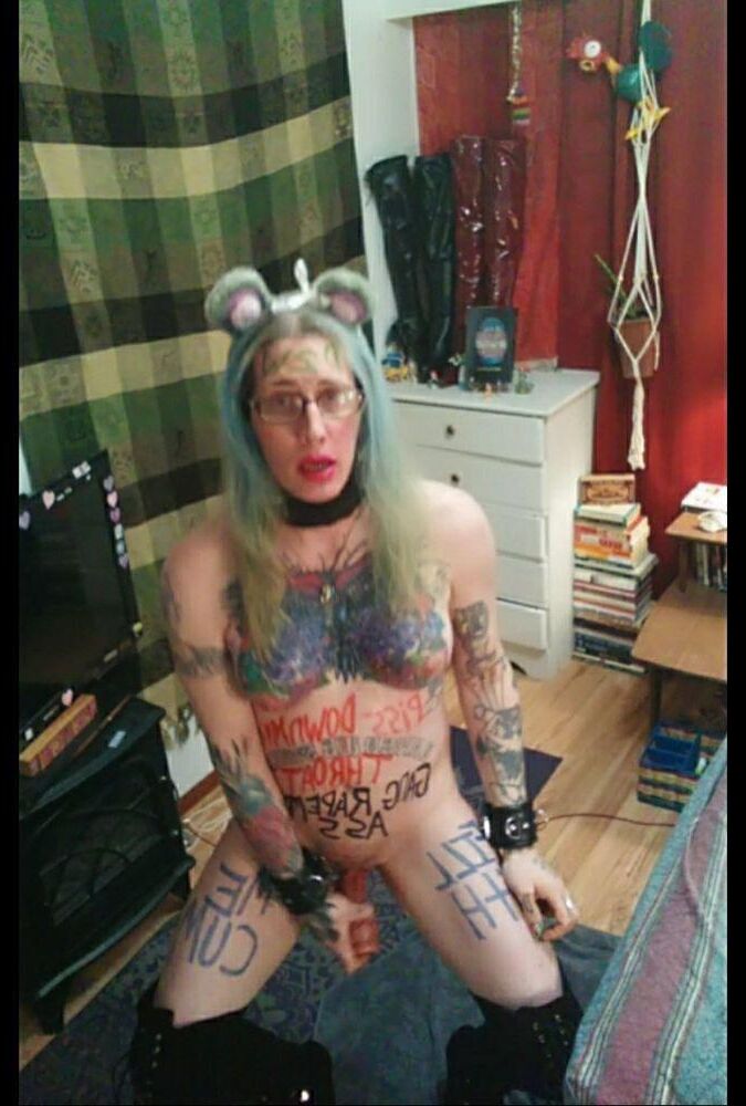 Körper schriftlich wertloses cumdump Piss Schwein