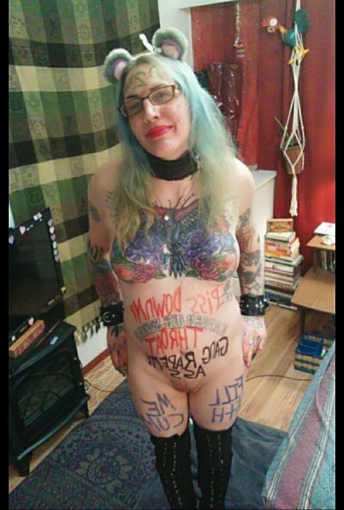 Körper schriftlich wertloses cumdump Piss Schwein