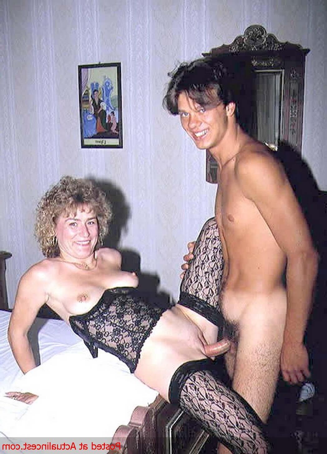 秘密の母親