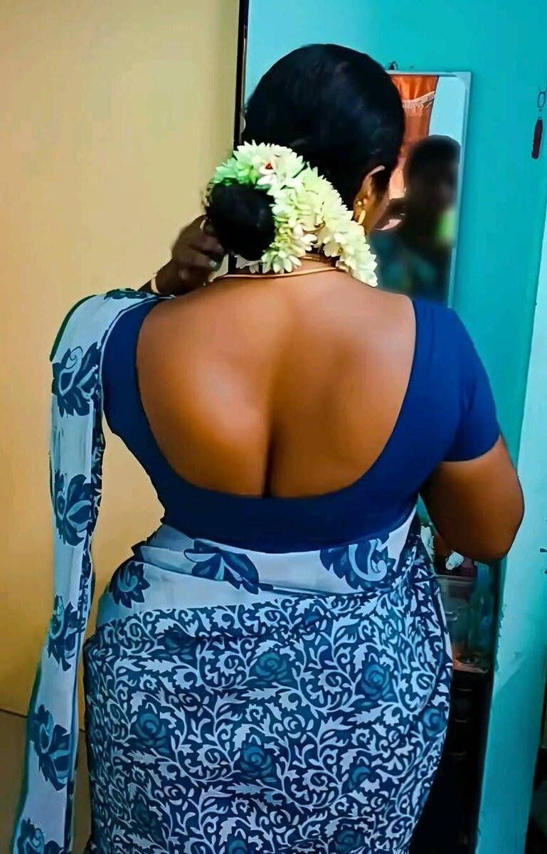 ハードコアとソフトコア（Desi Indian Aunties and Milf）