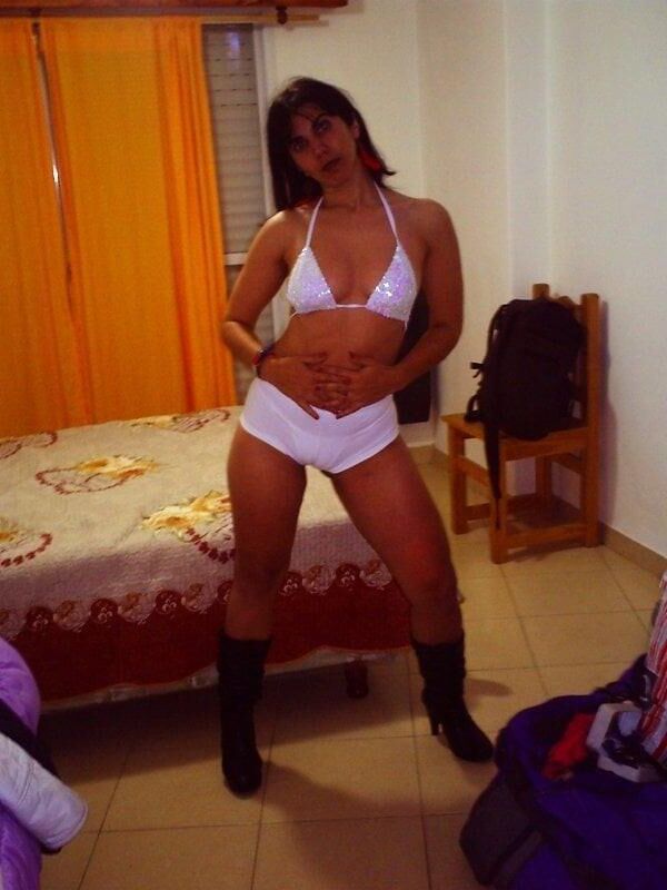 Milfs and mothers 