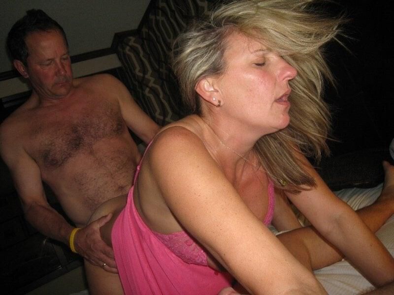 Milfs and mothers 