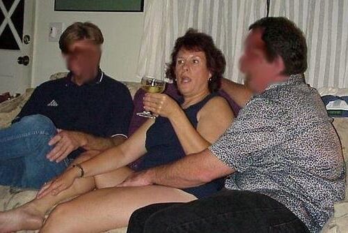 Mom Loves to Party