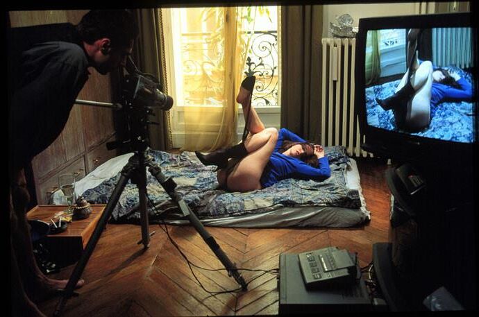 Filmage pornochique à Paris