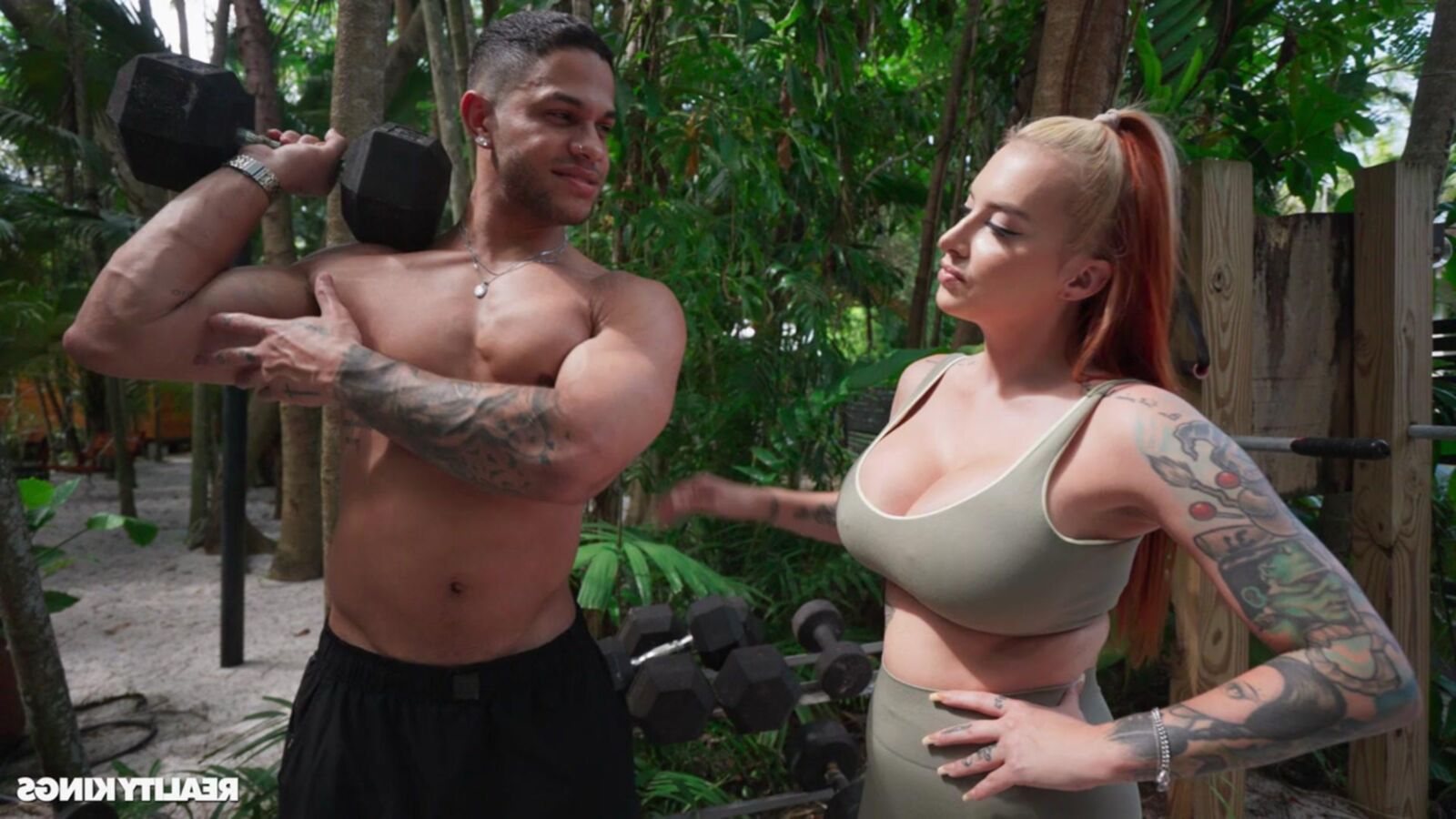 Cubbi Thompson yo Making Him Sweat!
