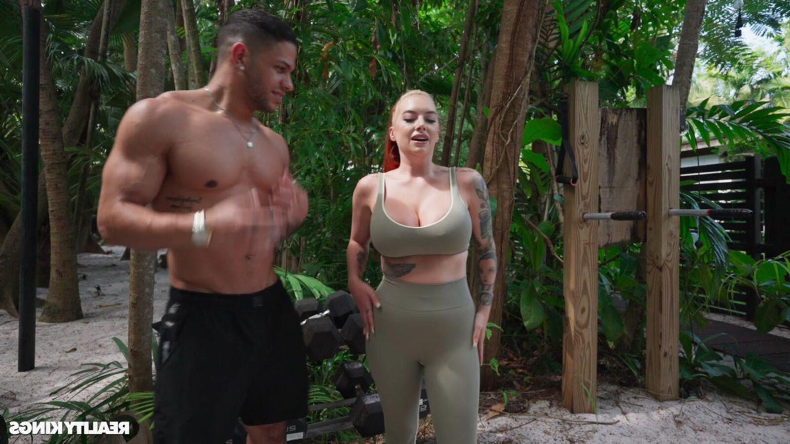 Cubbi Thompson yo Making Him Sweat!