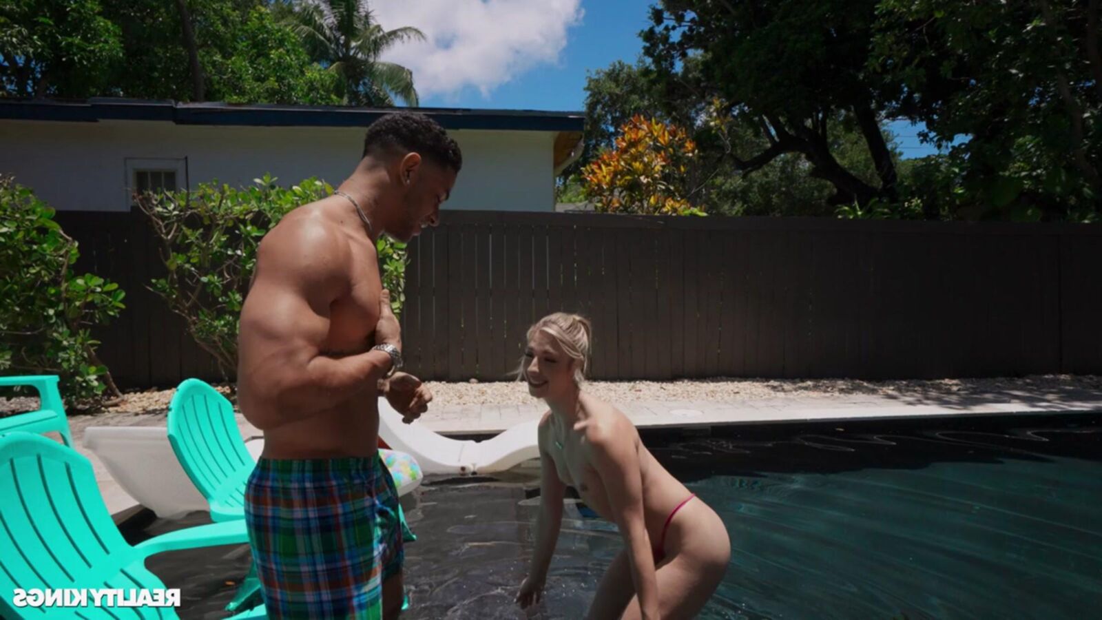 Cheerleader Kait yo Sneaky Joggers, Hidden Fucking