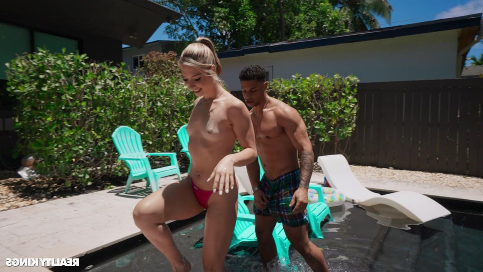 Cheerleader Kait yo Sneaky Joggers, Hidden Fucking