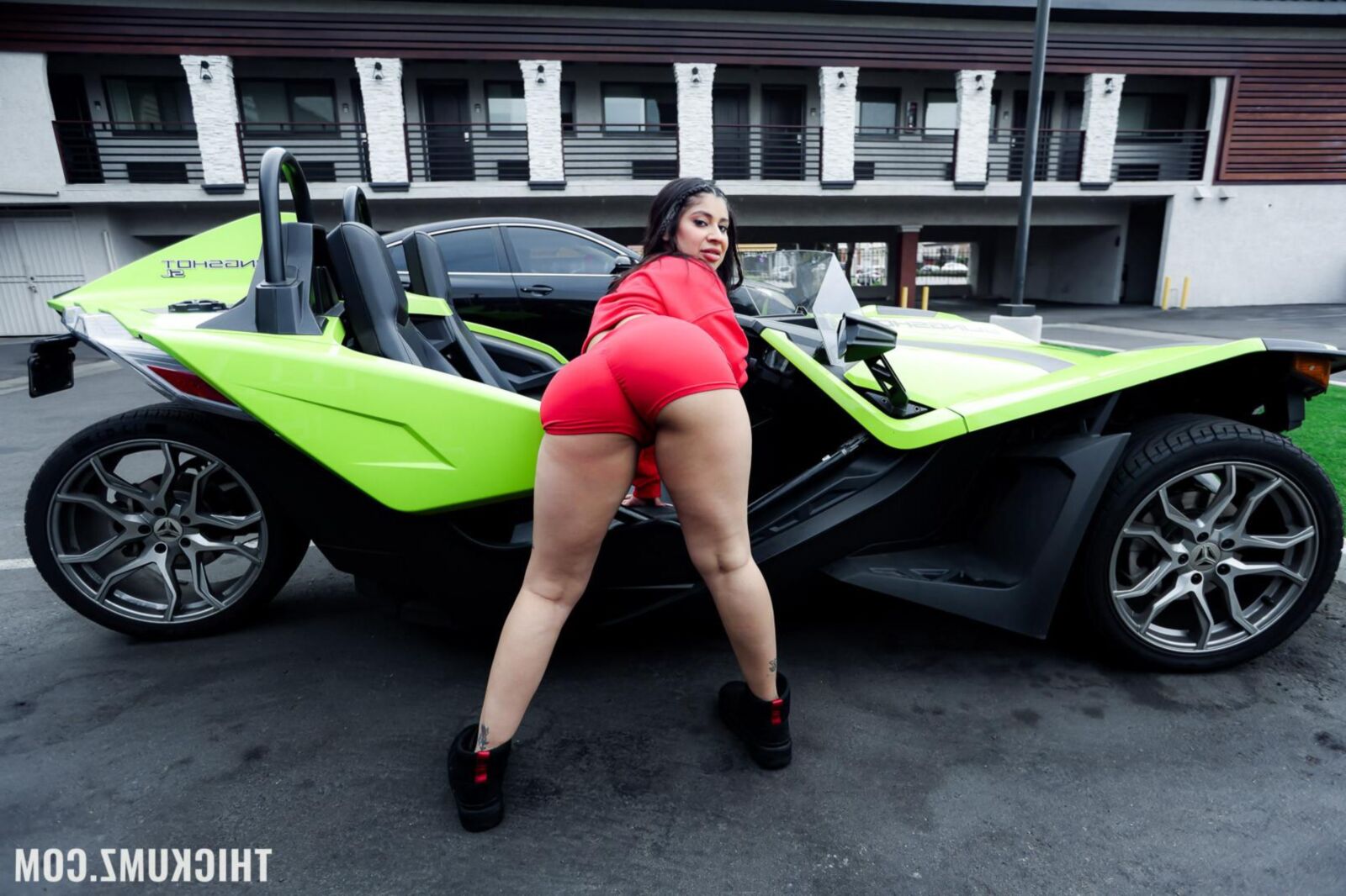Thickumz Mila Milkshake Thicc and Sloppy